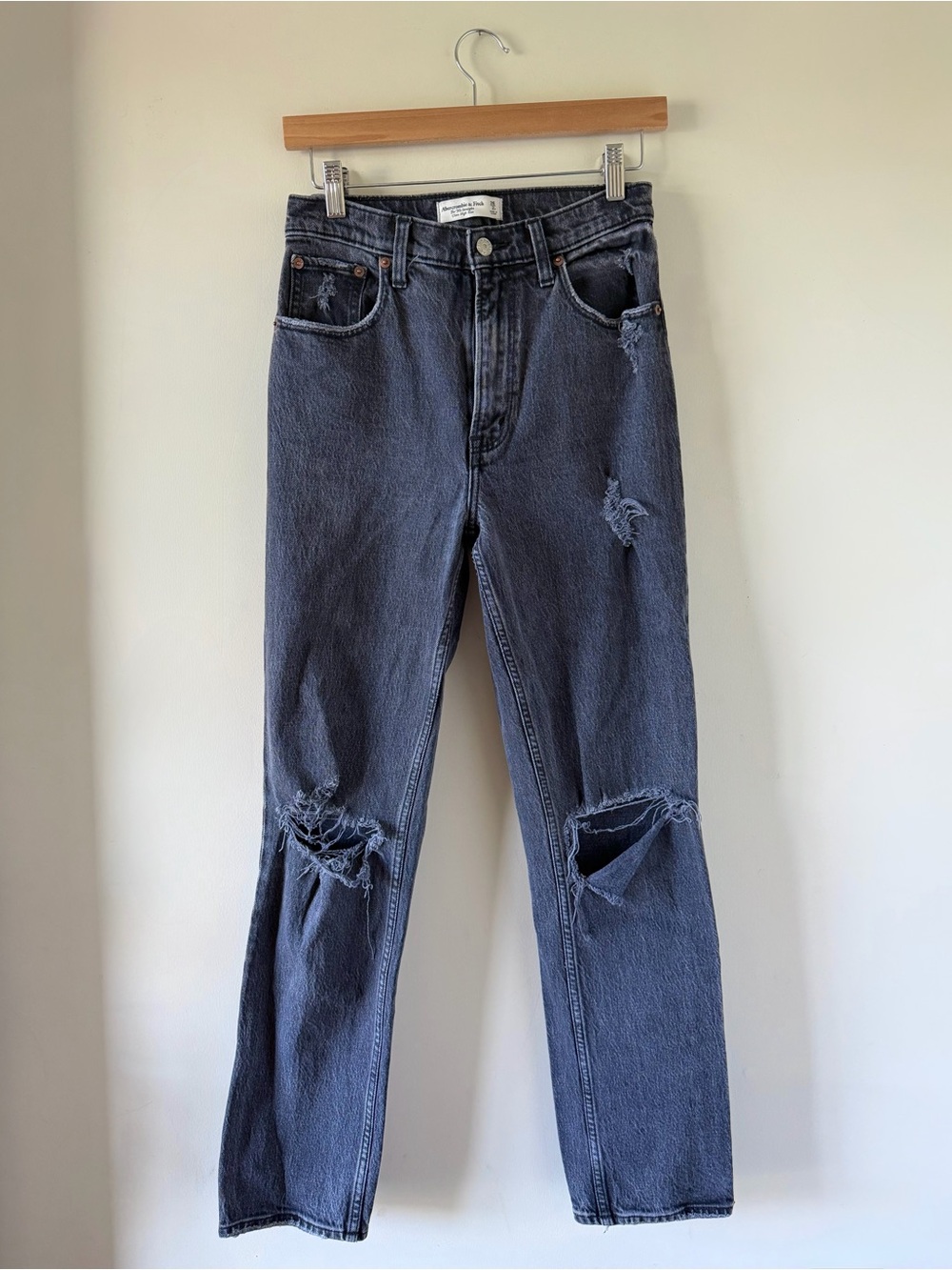 Abercrombie & Fitch ’90s Straight Ultra High Rise Jeans